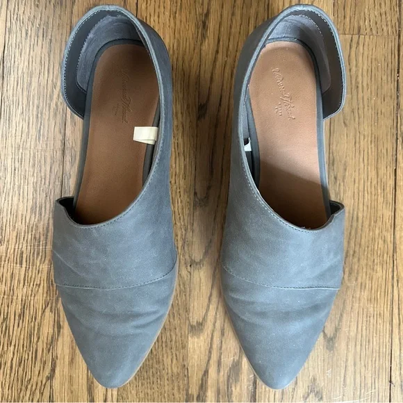 EUC 10W Wide Universal Thread Gray Vegan Suede Shootie Flat with cut out - Picture 3 of 10